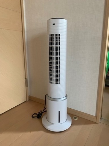 タワー型扇風機