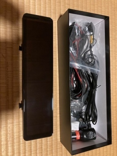 ドライブレコーダー　ミラー型