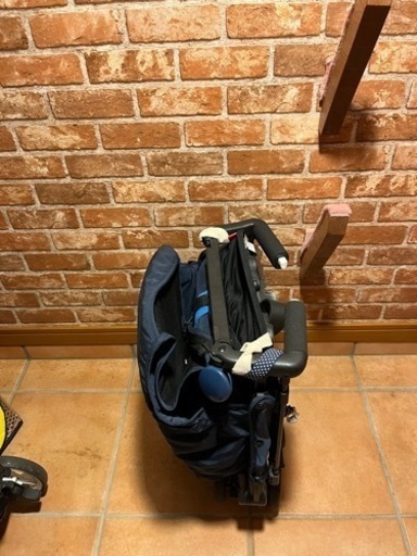 ベビーカー　gb