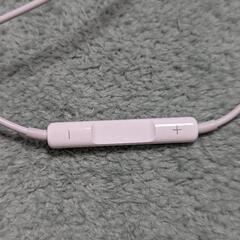アップル純正 有線イヤホン ライトニング端子の画像