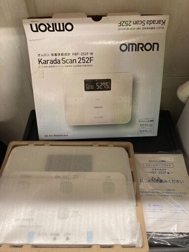 ☆未使用￥2,800！OMRON　体重体組成計　家電　HBF-252F型　【BG009】