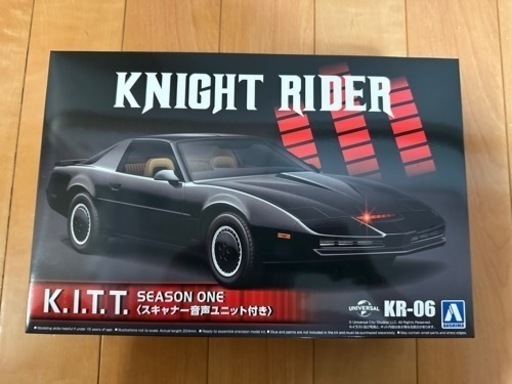 【新品】アオシマ 1/24ナイトライダー ナイト2000 K.I.T.T（シーズン1）スキャナー音声ユニット付き