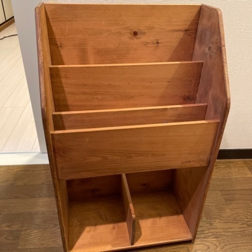 絵本棚