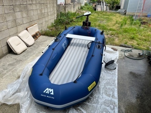 ゴムボート AQUA MARINA (アクアマリーナ) 4人乗り エレキモーター付き バッテリー付き