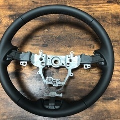 ジムニーシエラ　本革巻きステアリング