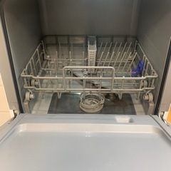 アイリスオーヤマISHT5000W 食洗機　中古品の画像