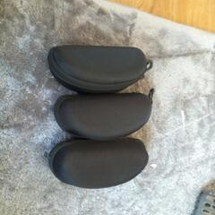 サングラスクース