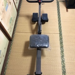 ローイングマシン(ボート漕ぎ)