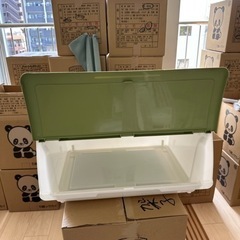 ニトリ収納レギュラーサイズ　蓋付きの画像