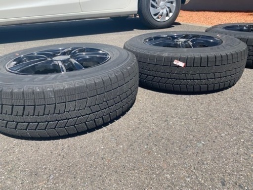 スタッドレスタイヤ　WINTER MAXX 03 175/70R14 84Q