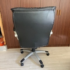社長椅子　ニトリ　【受取者決定】の画像