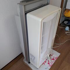 コイズミ窓用エアコンKAW-1662 2016年製