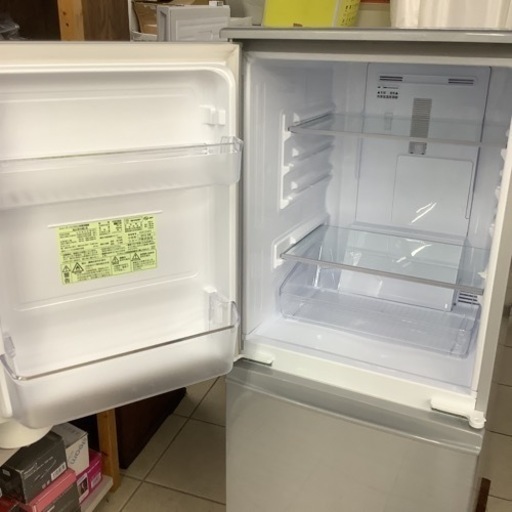 SHARP シャープ　冷蔵庫　137L SJ-D14E 2019年製