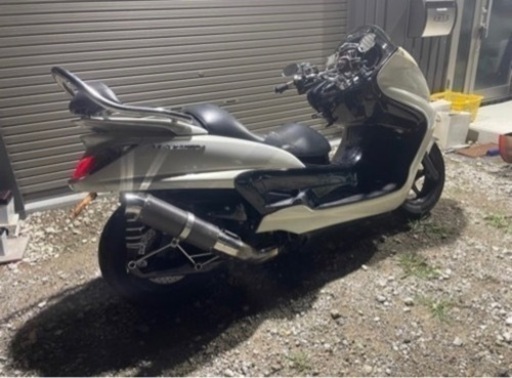 即乗り売り切りYAMAHAグランドマジェスティ250検)SG03JSG15Jスカイウェーブマグザム ヤマハ グランドマジェスティ 250 2004年式 SG15Jの諸元・スペック情報