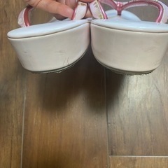 ピンクの下駄の画像