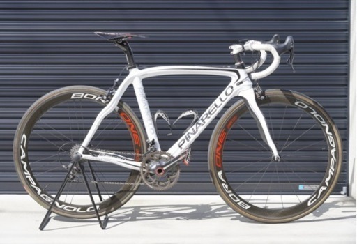 極美品 総額110万円 PINARELLO ロードバイク カンパニョーロ 高級