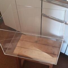 アクリル水槽の画像
