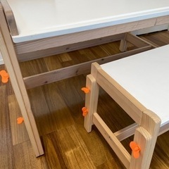 IKEA 子供机、椅子セット　FLISAT フリサットの画像