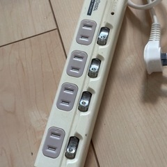 延長コード二つの画像