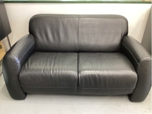 ＊IDC 大塚家具 革 レザー 3Pソファ 3人掛け 黒 ブラック