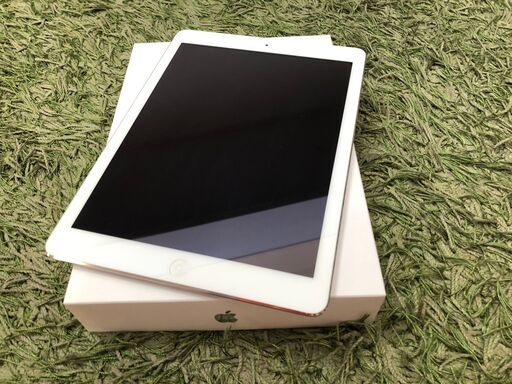 iPad air Wi-Fi 32GB シルバー MD789J/A