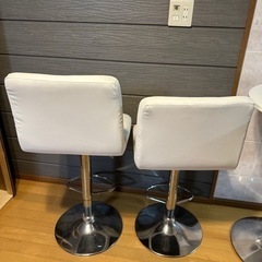 お譲り先決定✨バーカウンター テーブル バーチェア✨の画像