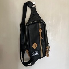 メンズ・ショルダーバッグ