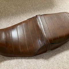 Kawasaki ZRX400 シート　純正タックロール