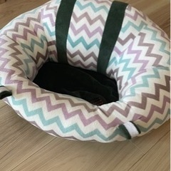 おすわりサポートチェア　ベビーチェア