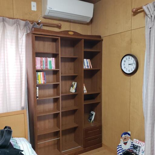 文庫本など スライド本棚