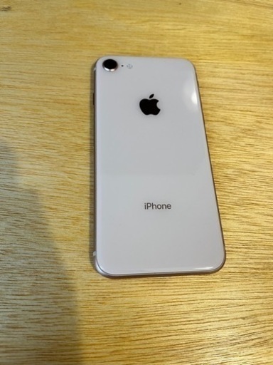 iPhone8 本体　128GB
