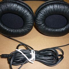 【オーディオテクニカ　ヘッドホン】ダイナミックヘッドホンATH-AVC200の画像