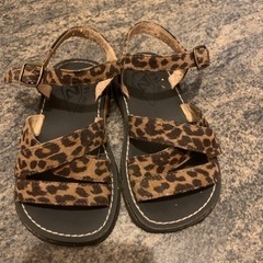 zoom キッズサンダル　16.0㎝