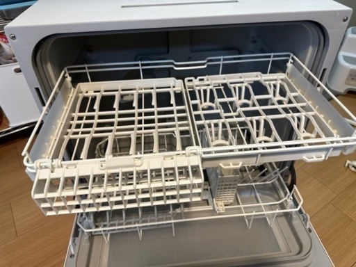 Panasonic　食洗機　NP-TH3-W　美品