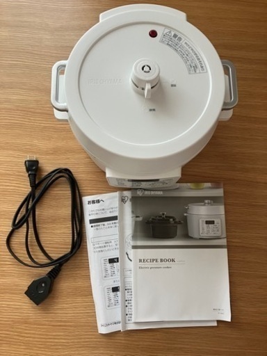【取引終了】アイリス 電気圧力鍋3L PC-MA3