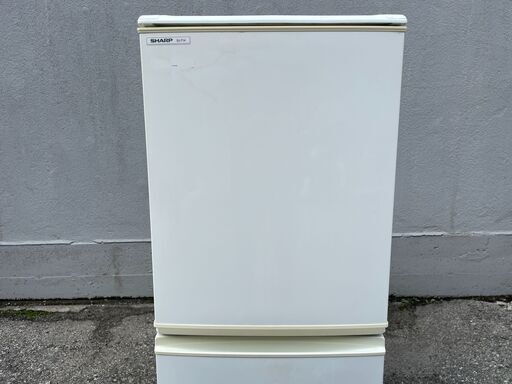 冷蔵庫 シャープ SJ-714 -W 137L 2009年製 SHARP ノンフロン 480x590x1125mm