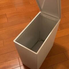 無印　ごみ箱・角型・袋止め付