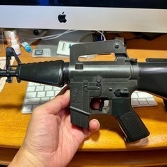マルイの電動BBガン　M16ミニ
