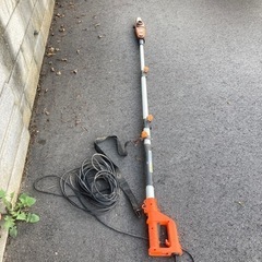 電動チェンソーの画像