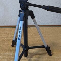 ビデオカメラ三脚の画像