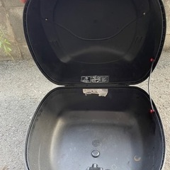 MICRO2 Givi トップケース　リアボックス　ボックスケースの画像