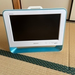16インチ液晶テレビ