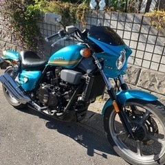 平成2年式の逆車のアメリカンマグナV45の画像