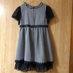 140センチ　フォーマル　おしゃれ服　ワンピース　発表会の画像