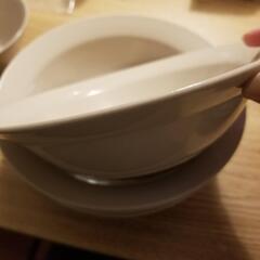 ※お譲り先決まりました※【無料です】IKEA 深皿 パスタ皿 4枚の画像