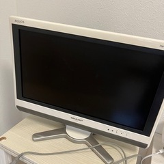 テレビ　24インチ