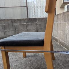 ダイニングチェア　3脚ありますの画像