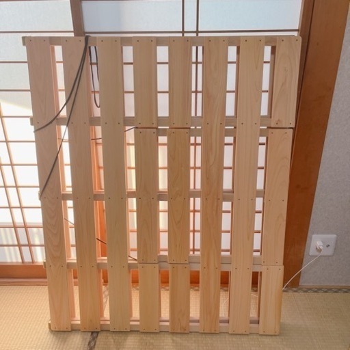 お譲り先決定⭐︎ヒノキ折りたたみすのこベッド　セミダブル