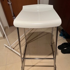 IKEAハイスツールの画像