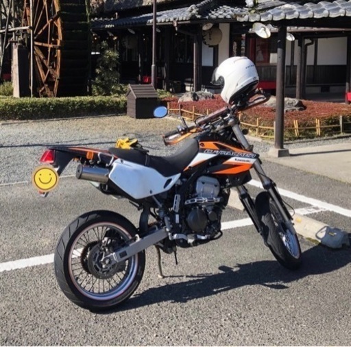 Dトラッカー250